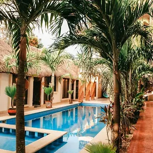 3* Hotel Lechuga De Mar With Pool And Club Access