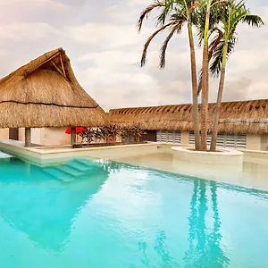 Azul By Guruhotel Apartahotel